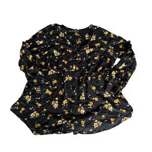 Womens Top Size 2 Floral Torrid Loose Fit